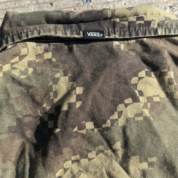 Vans Digital Pixel Camo pattern snap button Jacket Army Green Size Small - Picture 9 of 10